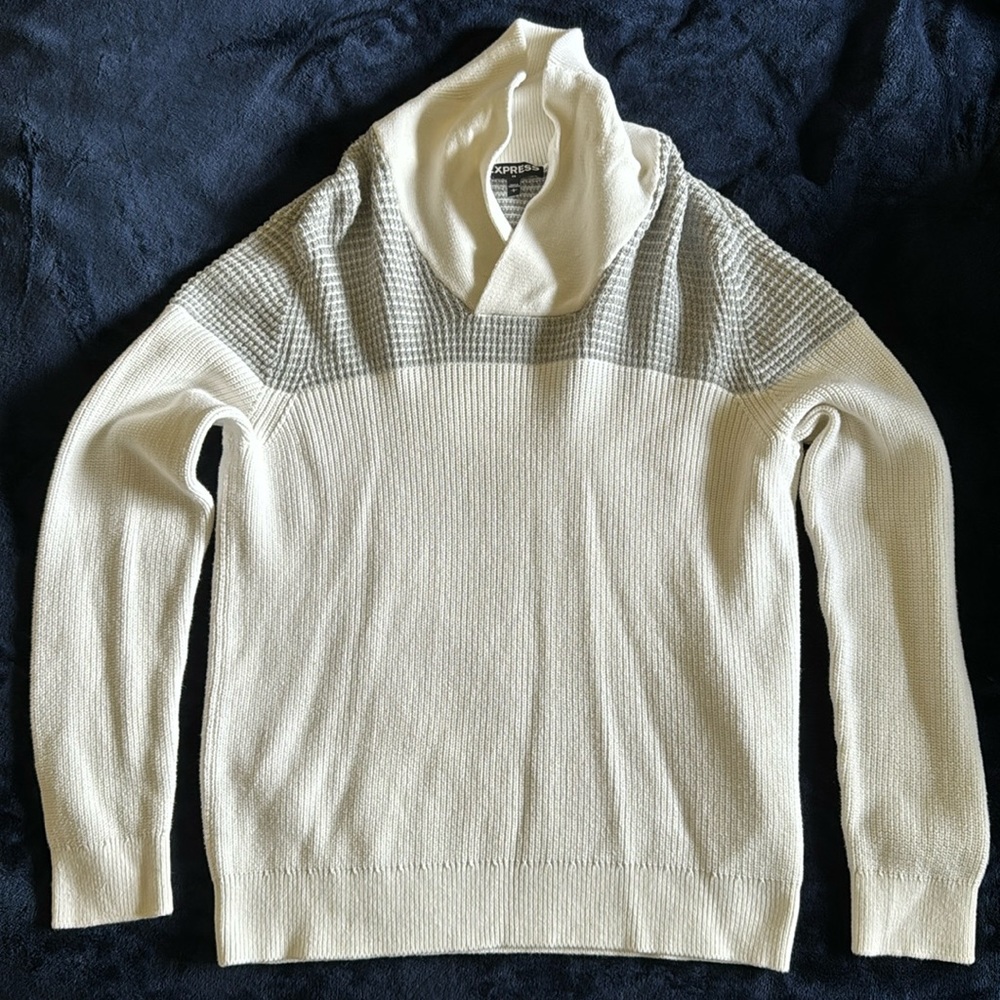 Express knitted sweater